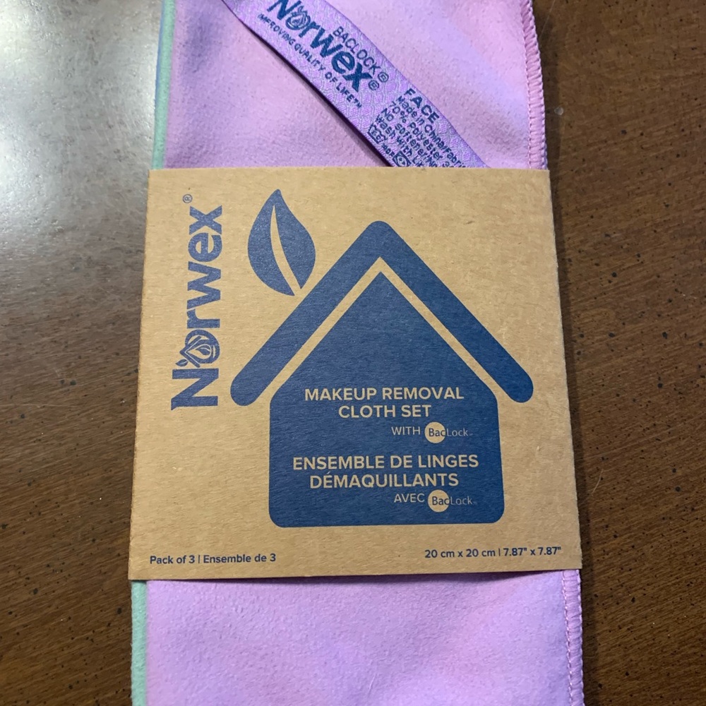 Norwex Makeup Removal Cloth Set